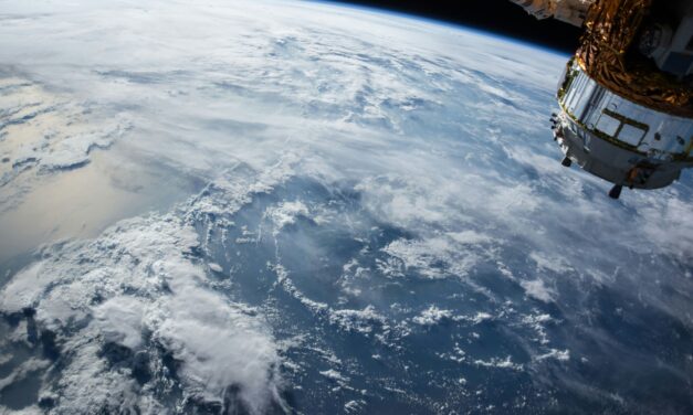 LEO Satellite Networks Expand Broadband Access